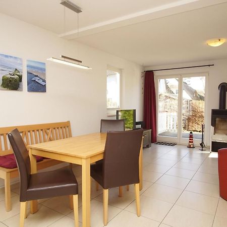 Ferienhaus Wellenlaeufer Haus - Sauna, Terrasse, Garten Glowe Dış mekan fotoğraf