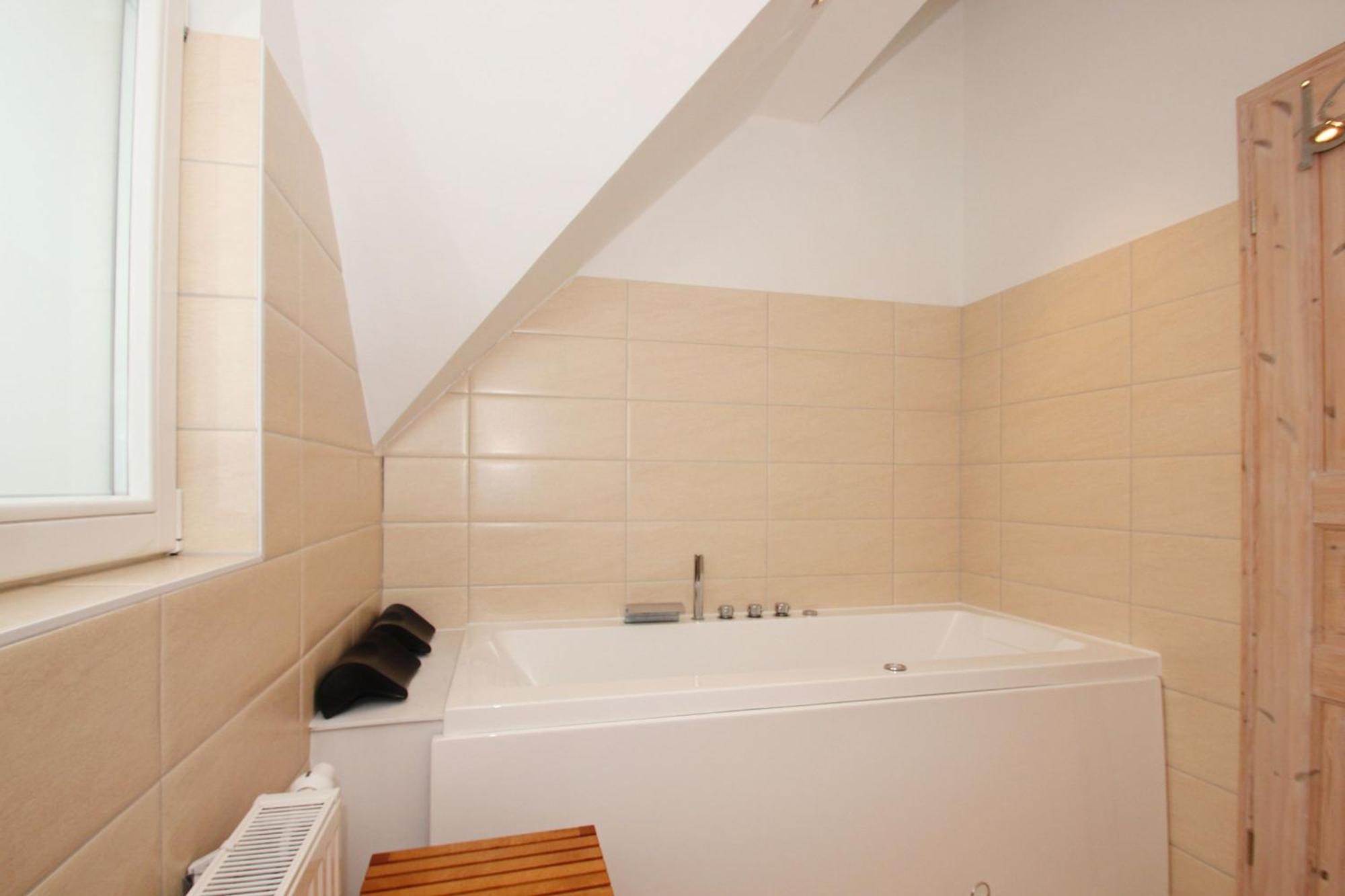 Ferienhaus Wellenlaeufer Haus - Sauna, Terrasse, Garten Glowe Dış mekan fotoğraf
