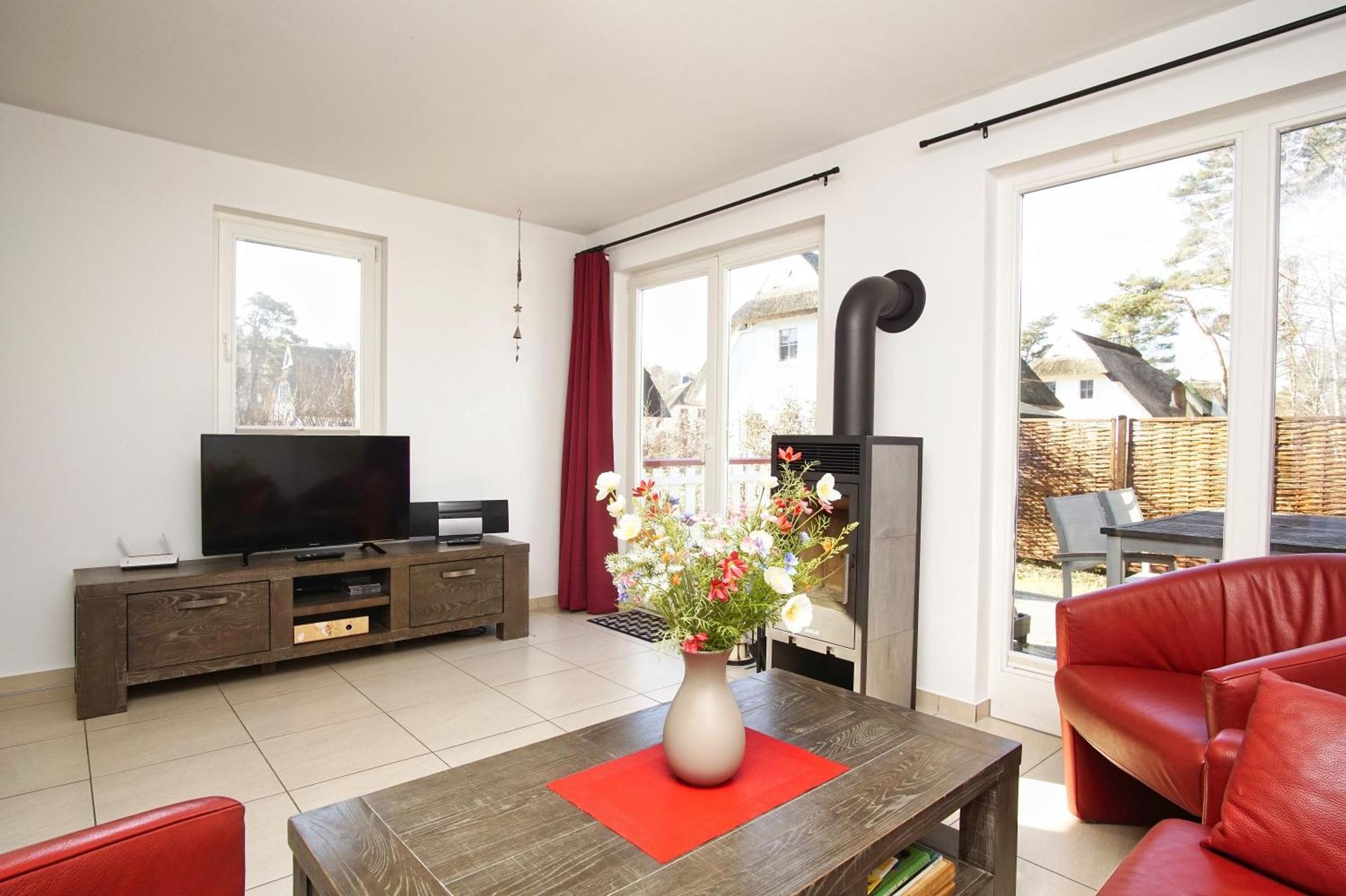 Ferienhaus Wellenlaeufer Haus - Sauna, Terrasse, Garten Glowe Dış mekan fotoğraf